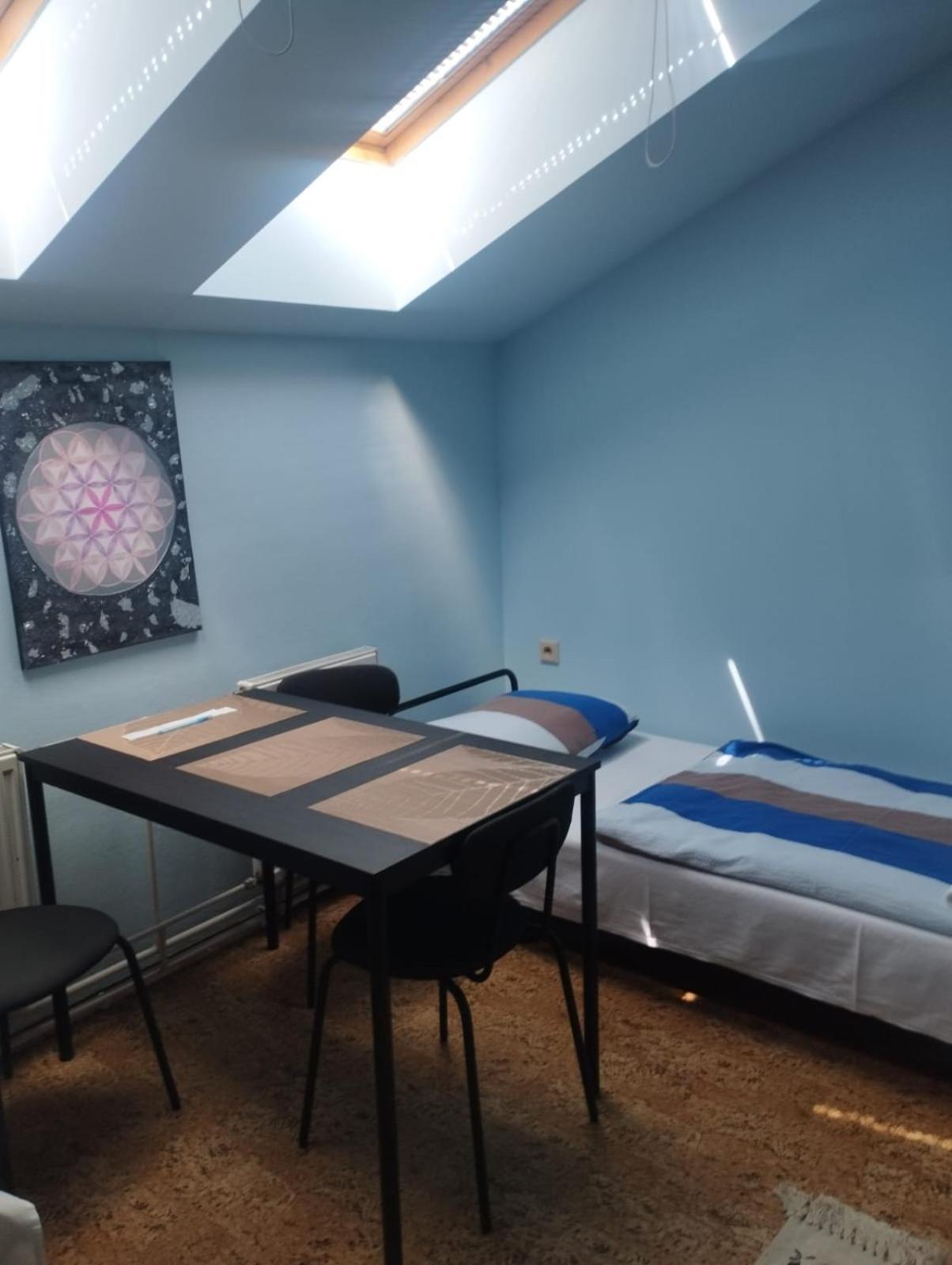Ostello Kolotuk Hradec Králové Esterno foto
